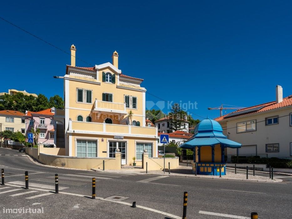 Apartamento T1 com terraço privativo no Monte Estoril