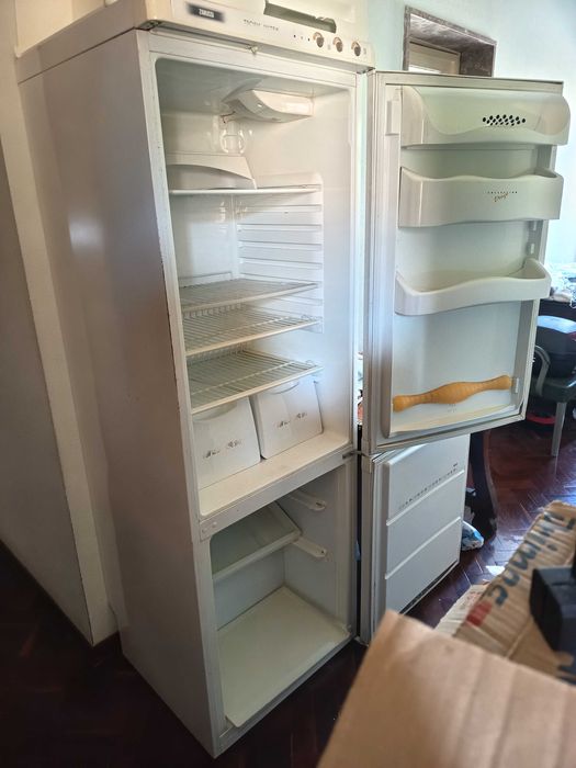 Frigorifico Combinado Zanussi