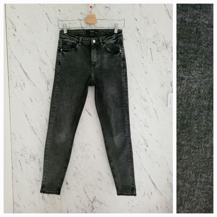 Spodnie jeansy 36 S slim fit z dżetami perły