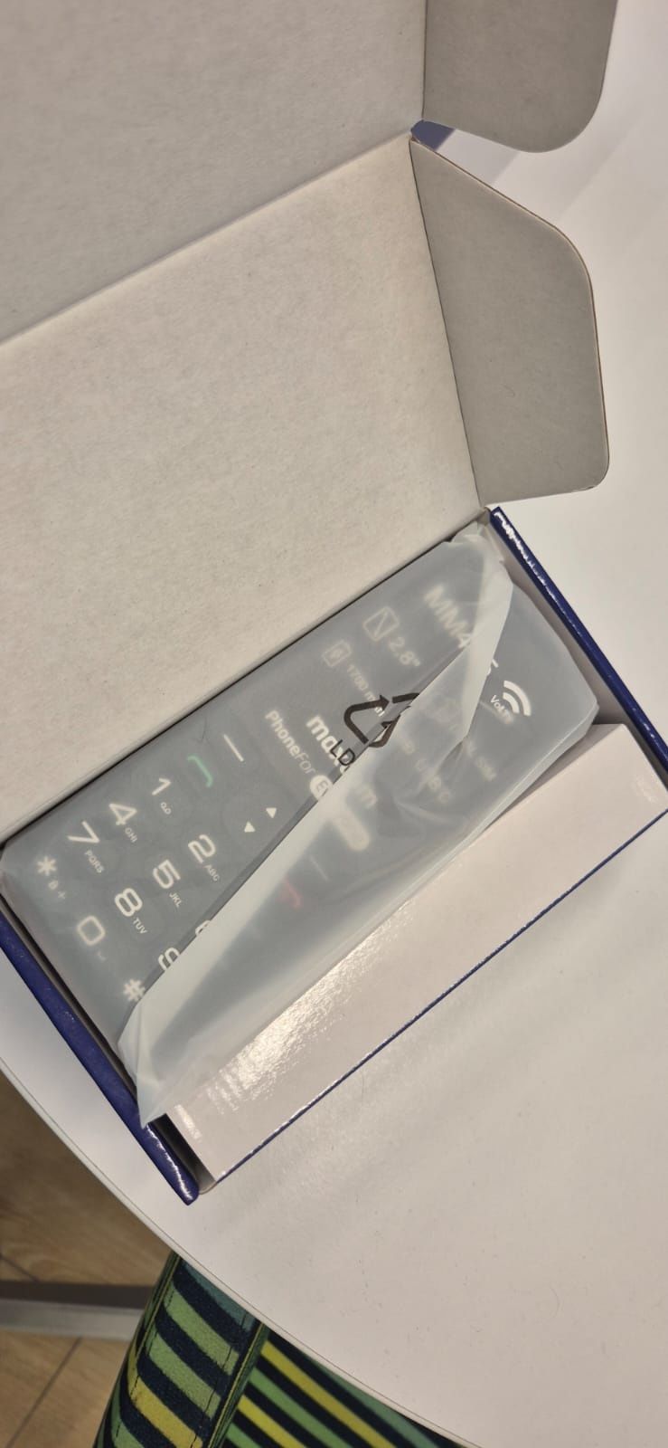 Telefon komórkowy Maxcom MM445