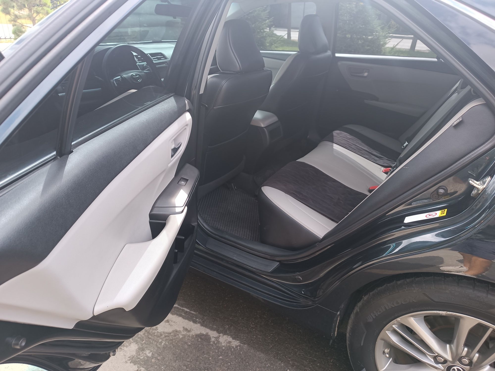 Toyota Camry SE 2016