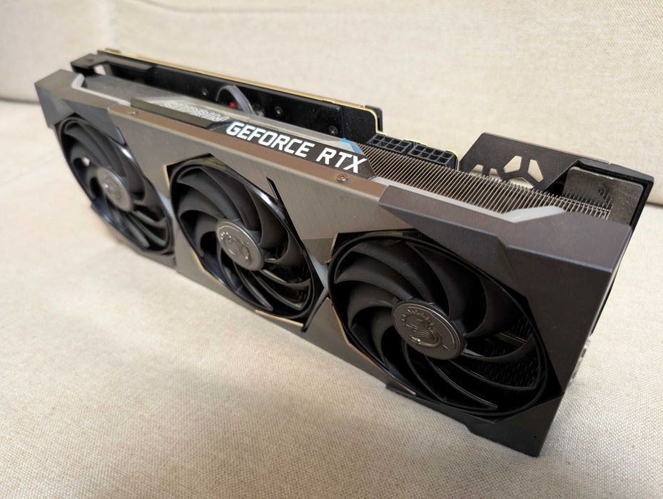 Відеокарта GeForce RTX™ 3070 Ti SUPRIM X 8G