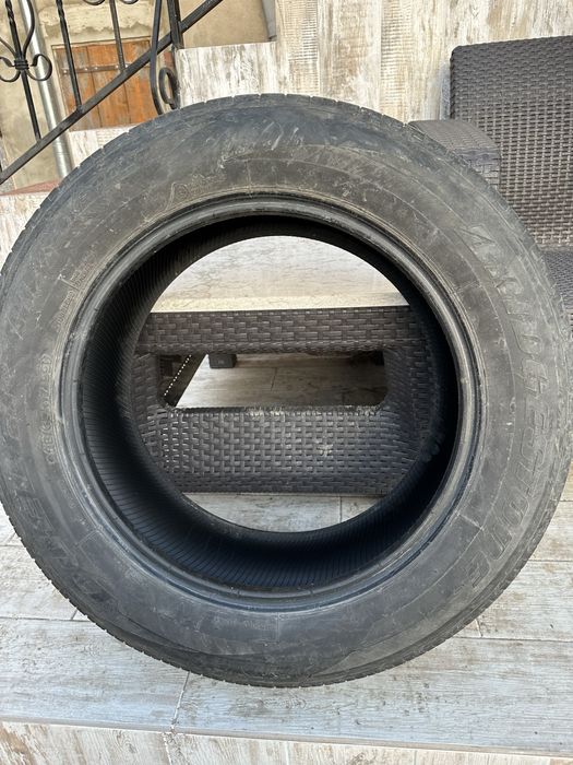 Продам автошини Bridgestone в гарному стані. Розмір 225/60 R17