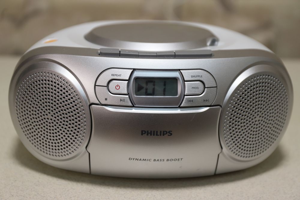 Philips  AZ 127/12   fm , cd