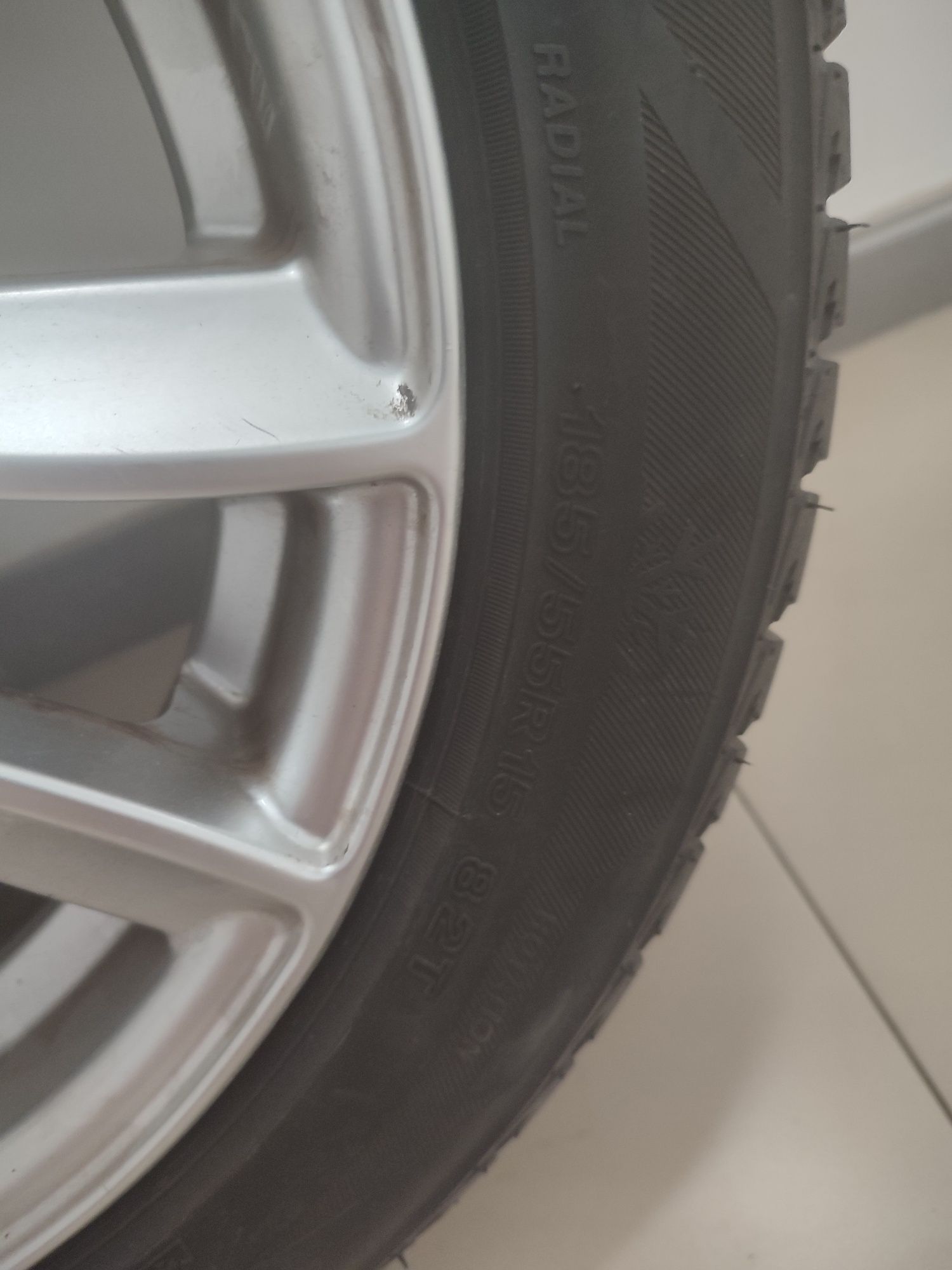 Alufelgi z oponami 15cali 4x100 lato i zima