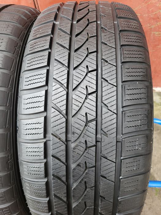235/55/17 R17 Falken EUROWINTER HS449 2шт ціна за 1шт шини
