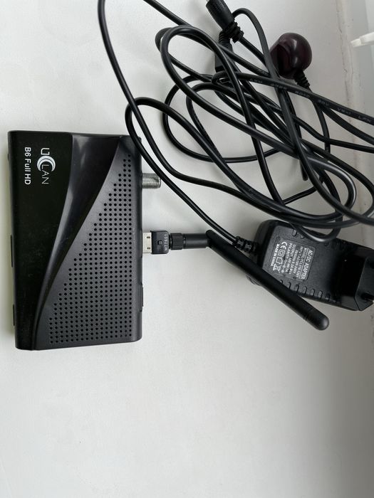 Супутниковий тюнер