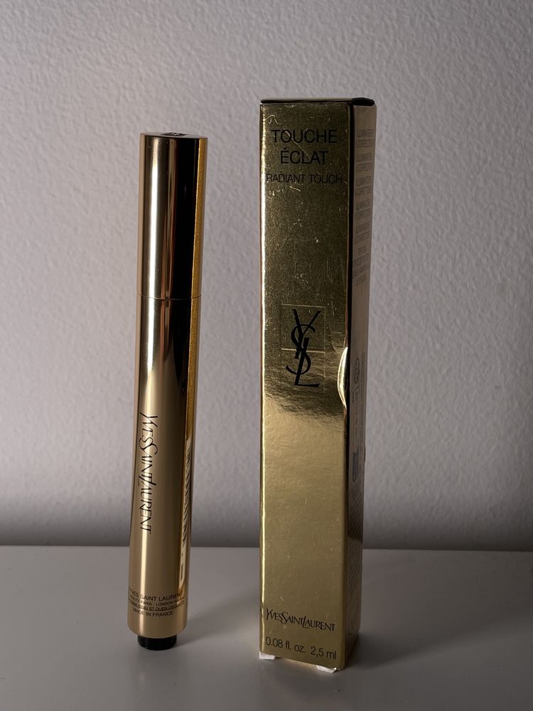 Yves Saint Laurent Touche Éclat Radiant Touch