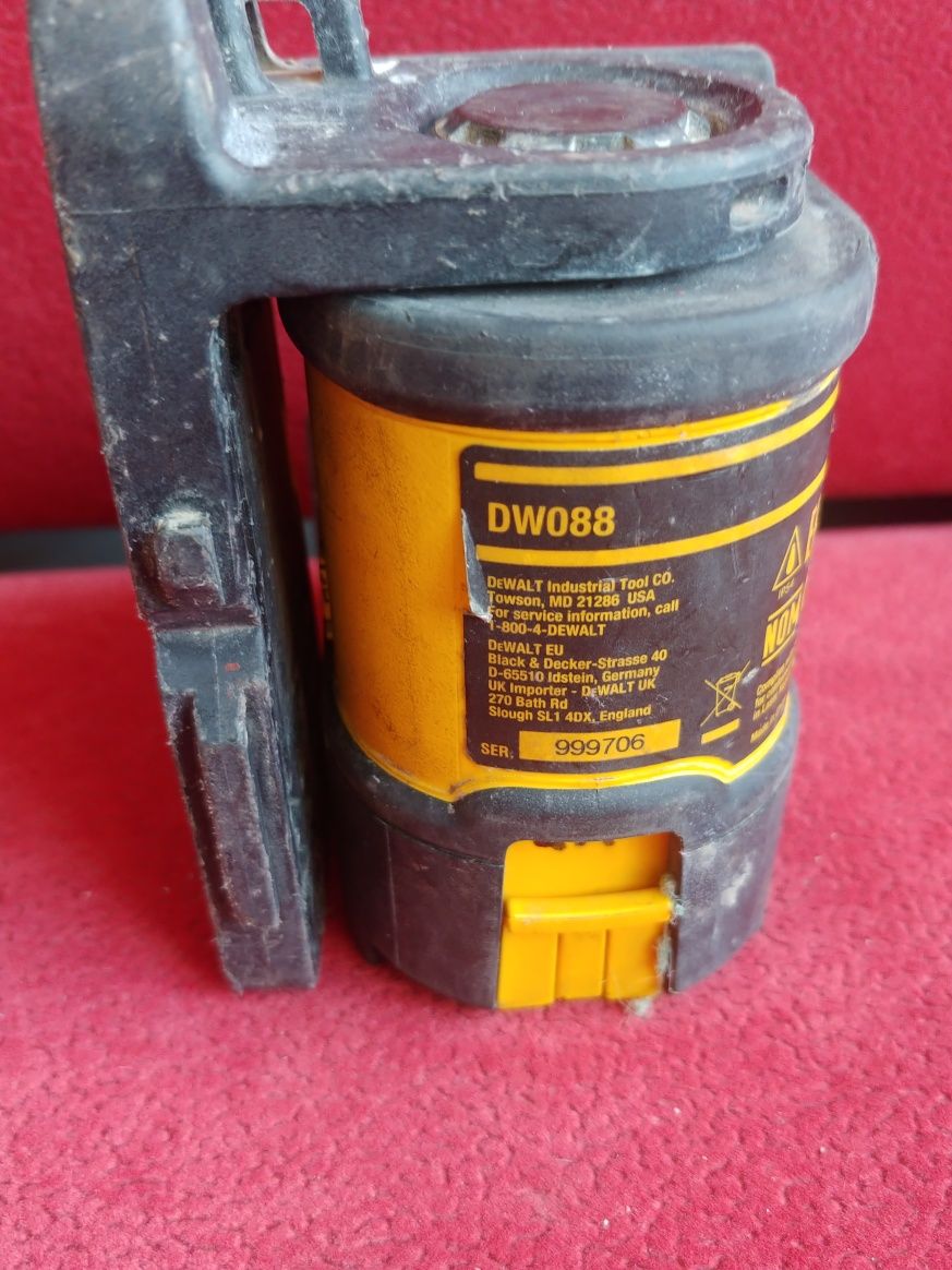 Laser krzyżowy poziomica laserowa dewalt dw088