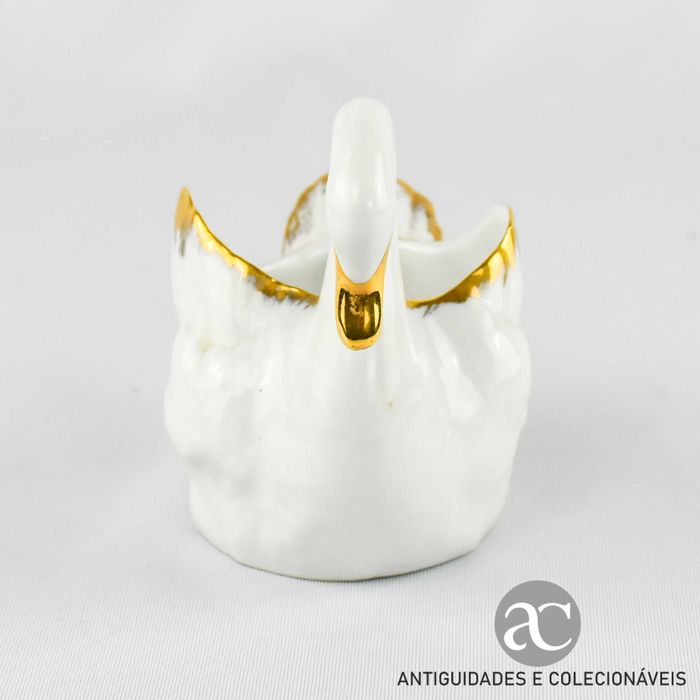 Floreira em forma de Cisne, Porcelana Vista Alegre, com dourados