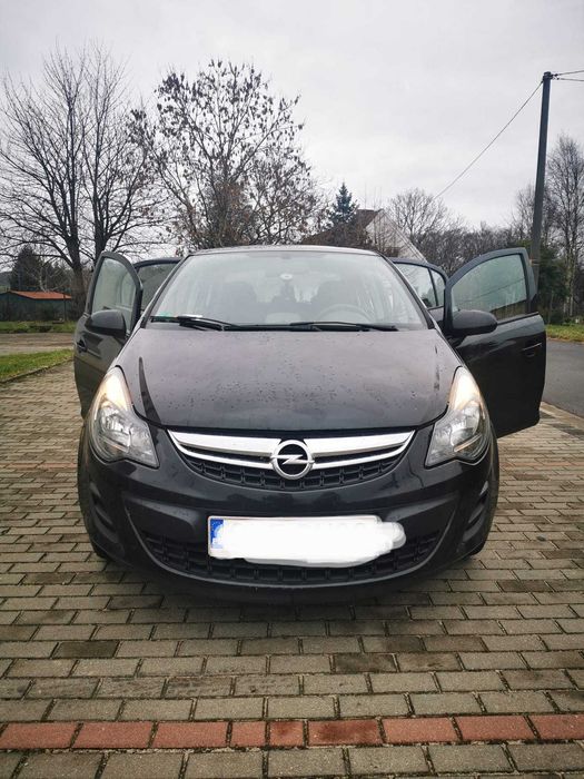 Żal się rozstać ! Opel Corsa 1,4 benzyna, 2014, czarny
