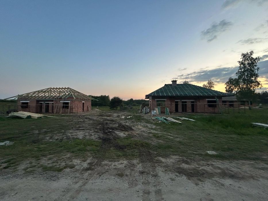 Domy w stanie surowym w Jagodniku