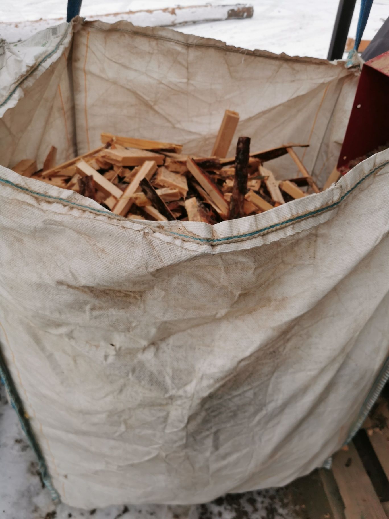 Drewno rozpałkowe pocięte kominkowe zrzyny dostawa gratis