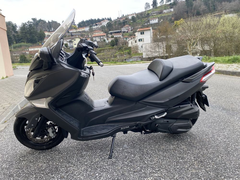 SYM GTS 300i  Abs