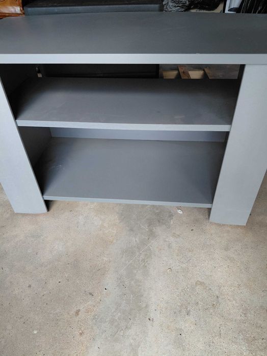 Móvel TV cinzento usado em bom estado