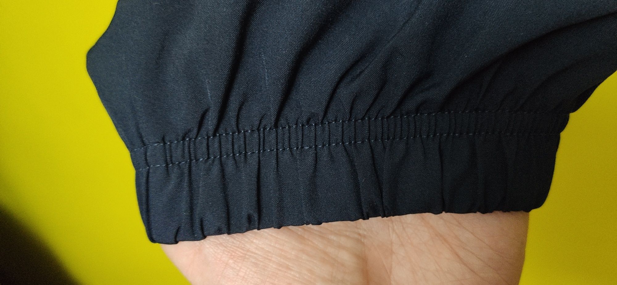 Spodnie dresowe NIKE dry fit academy z kieszeniami na suwak i ściągacz