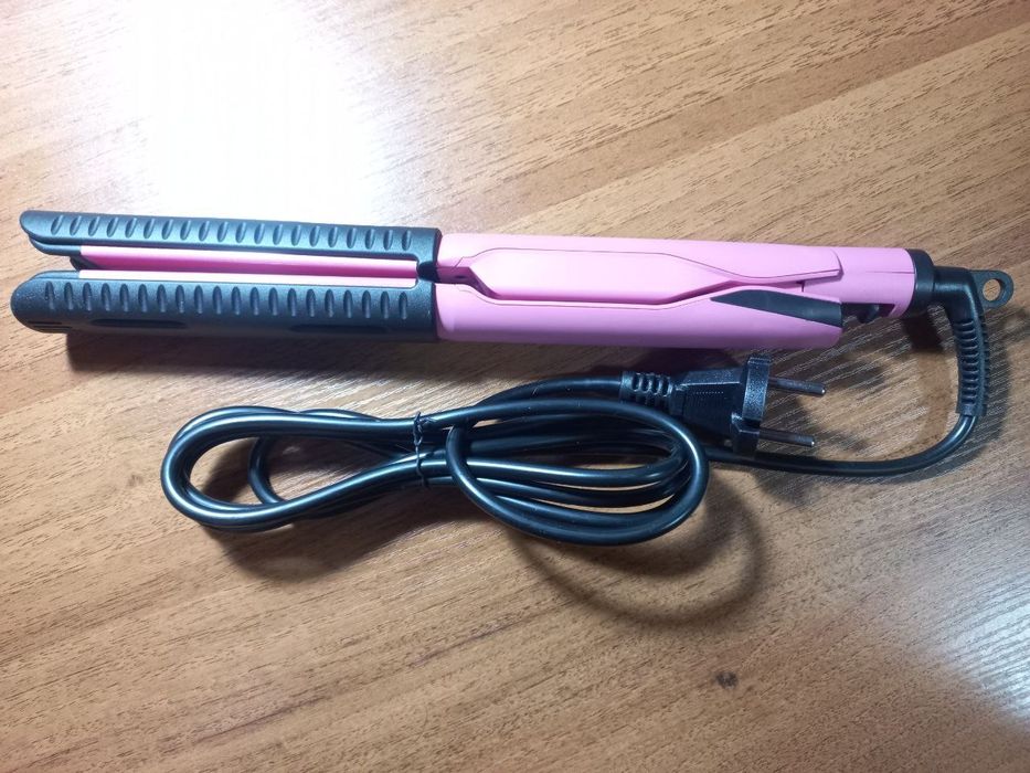 Плойка - вирівнювач для волосся професійна