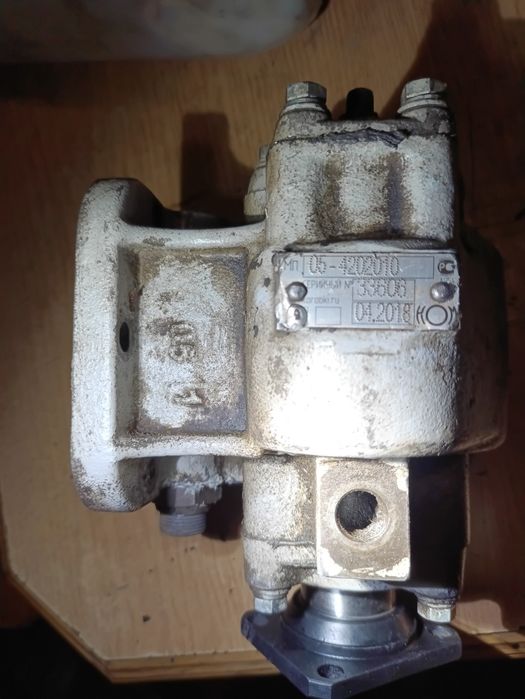 Ком на автокран клинці або івановець