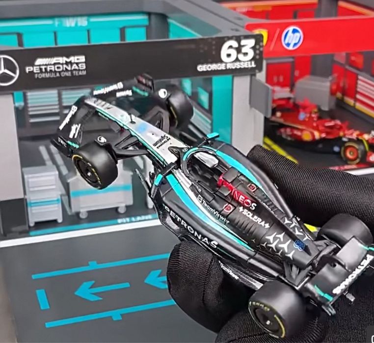 F1 pit stop/boxes 2025 tamanho 1:43