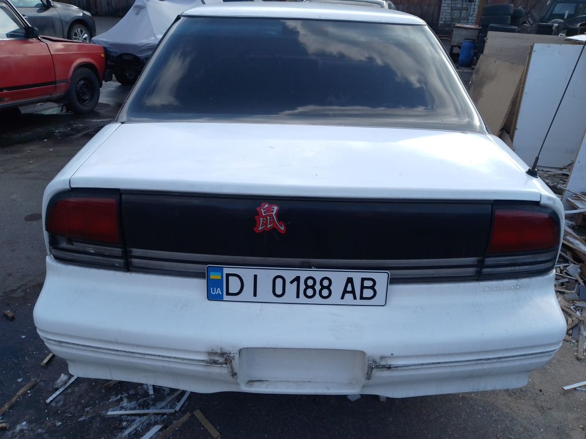 OLDSMOBILE CUTLASS я власник не находу