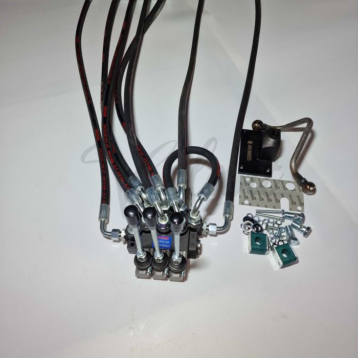 Rozdzielacz 3 Sekcyjny C-360 Ursus Zewnętrzny Hydrauliczny Kpl.