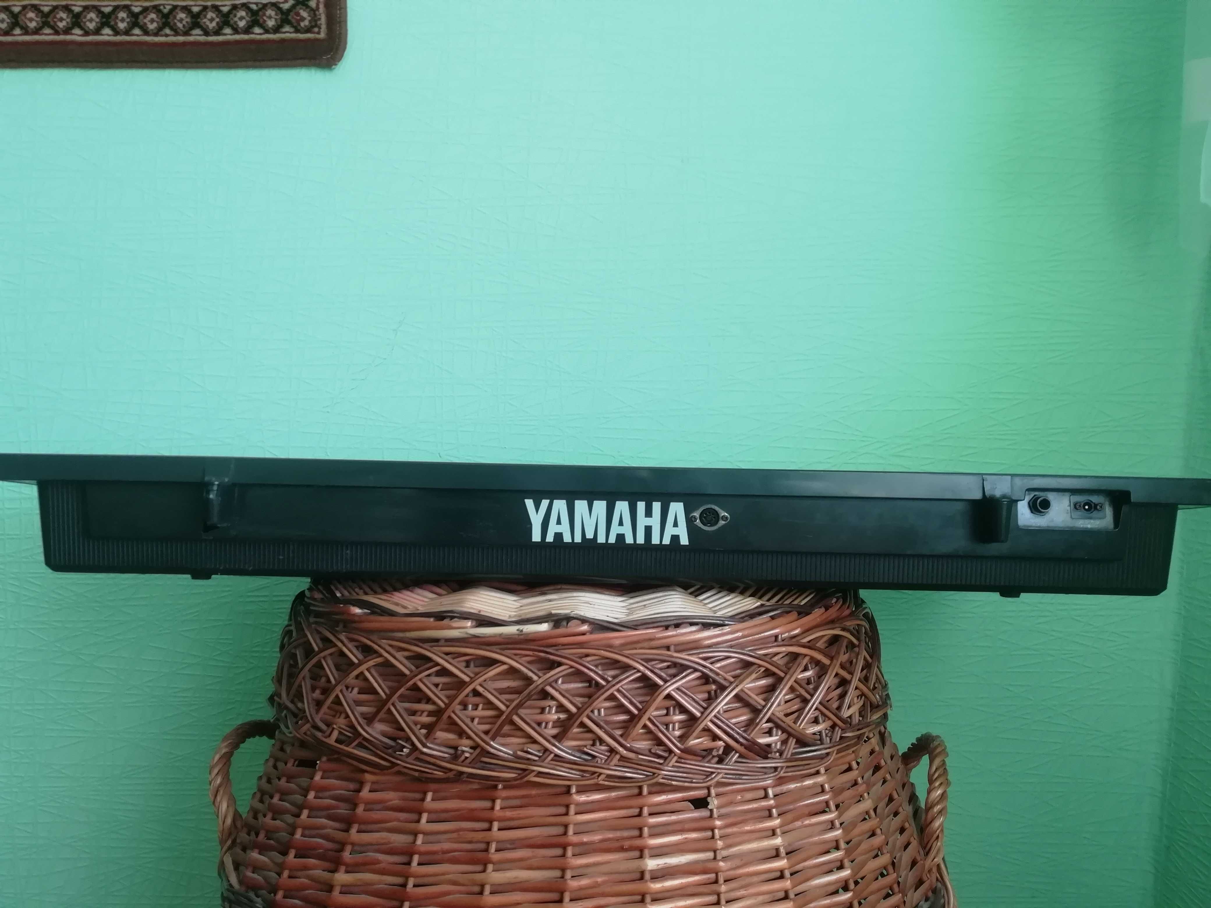 синтизатор yamaha psr 8 в робочому стані