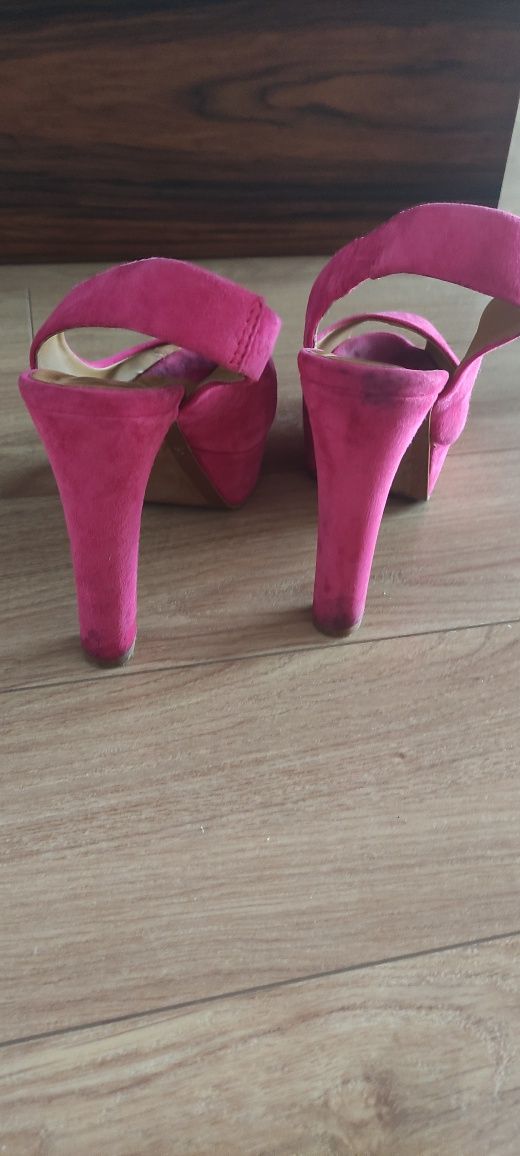 Vendo sapatos Zara rosa