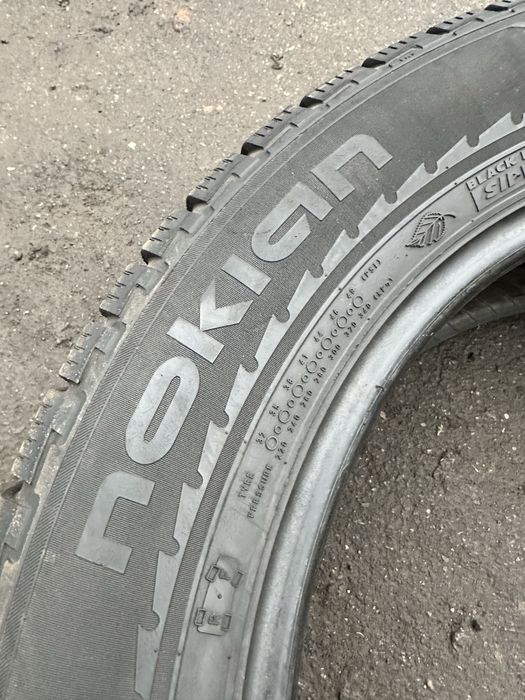 Шини 225 60 18 104R XL Nokian Hakkapeliitta R комплект