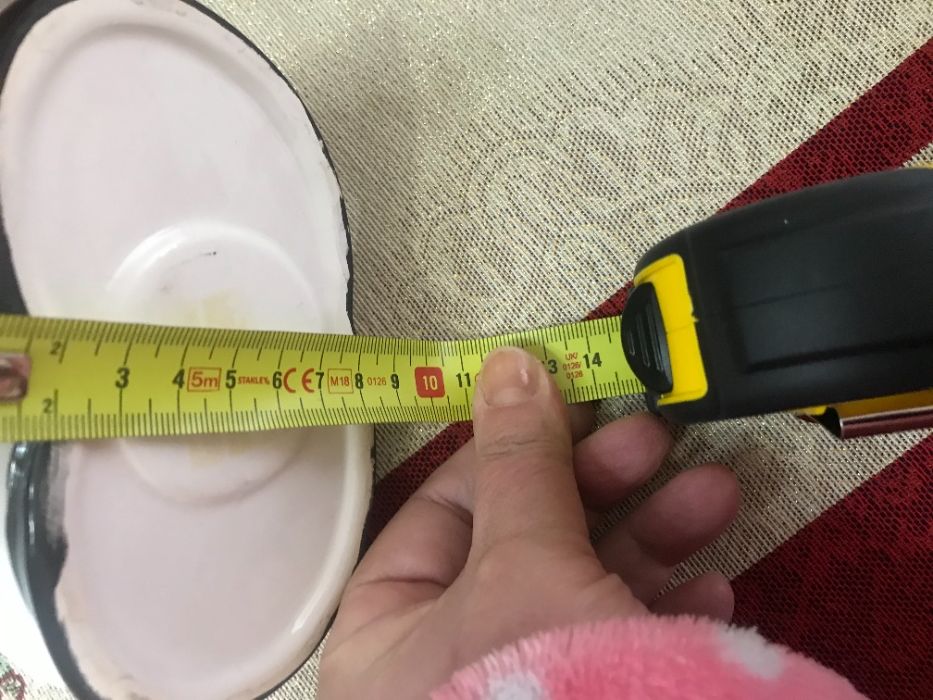 Castiçais em louça em forma de Pai Natal (2)