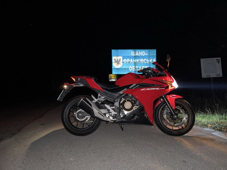 Продам Honda CBR 400 R