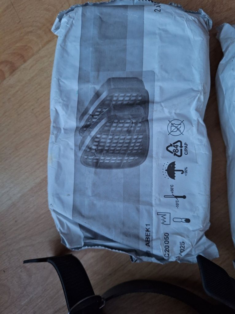Sprzedam maskę z filtrami