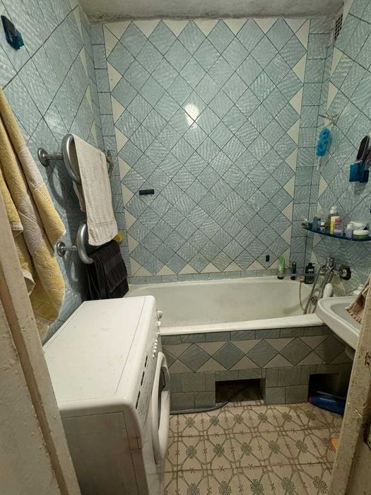 Продаж 4 кім. квартирі в цегляній чешці вул. Мазепи 70000дол