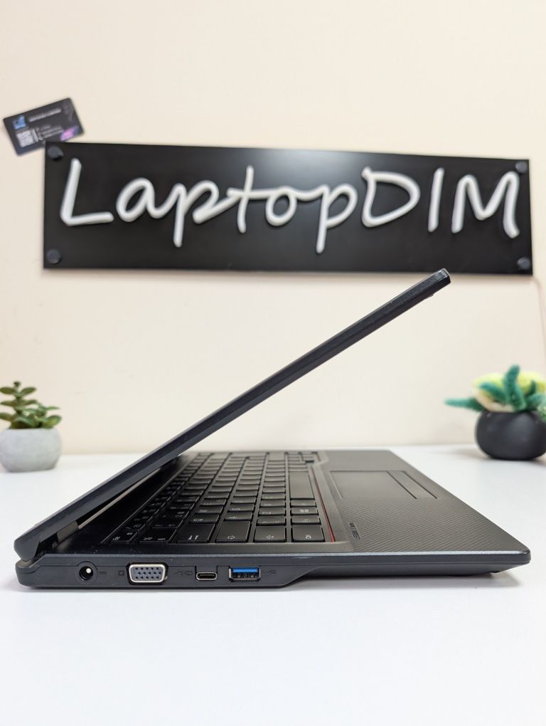 2020р. Ноутбук Fujitsu LIFEBOOK E449/i3-7020/8/256/ОПТ.СТАН 5+.роздріб