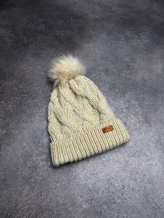 Czapka damska Barbour England z pomponem zimowa