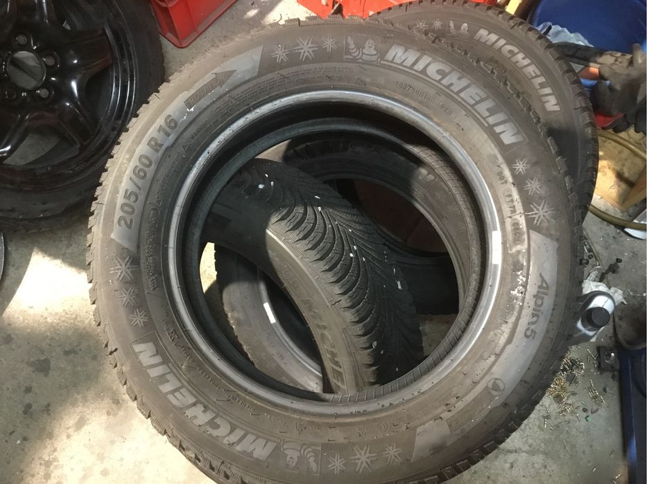 205/60r16 92H Michelin Alpin 5 hom audi AO