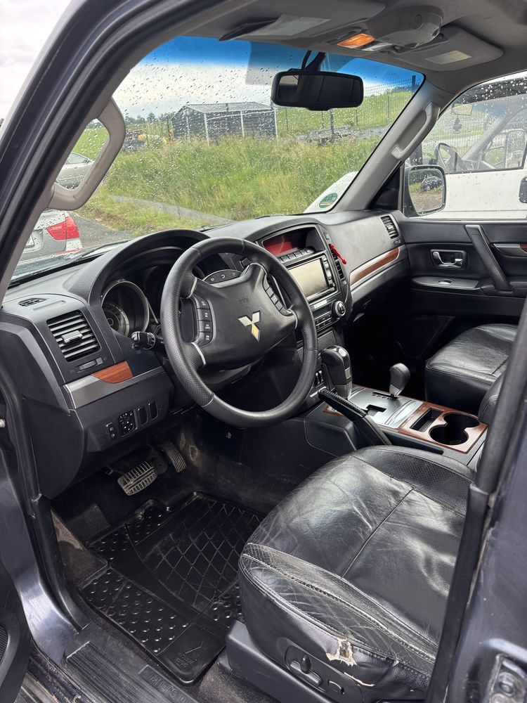 Mitsubishi Pajero IV 3.2 DID