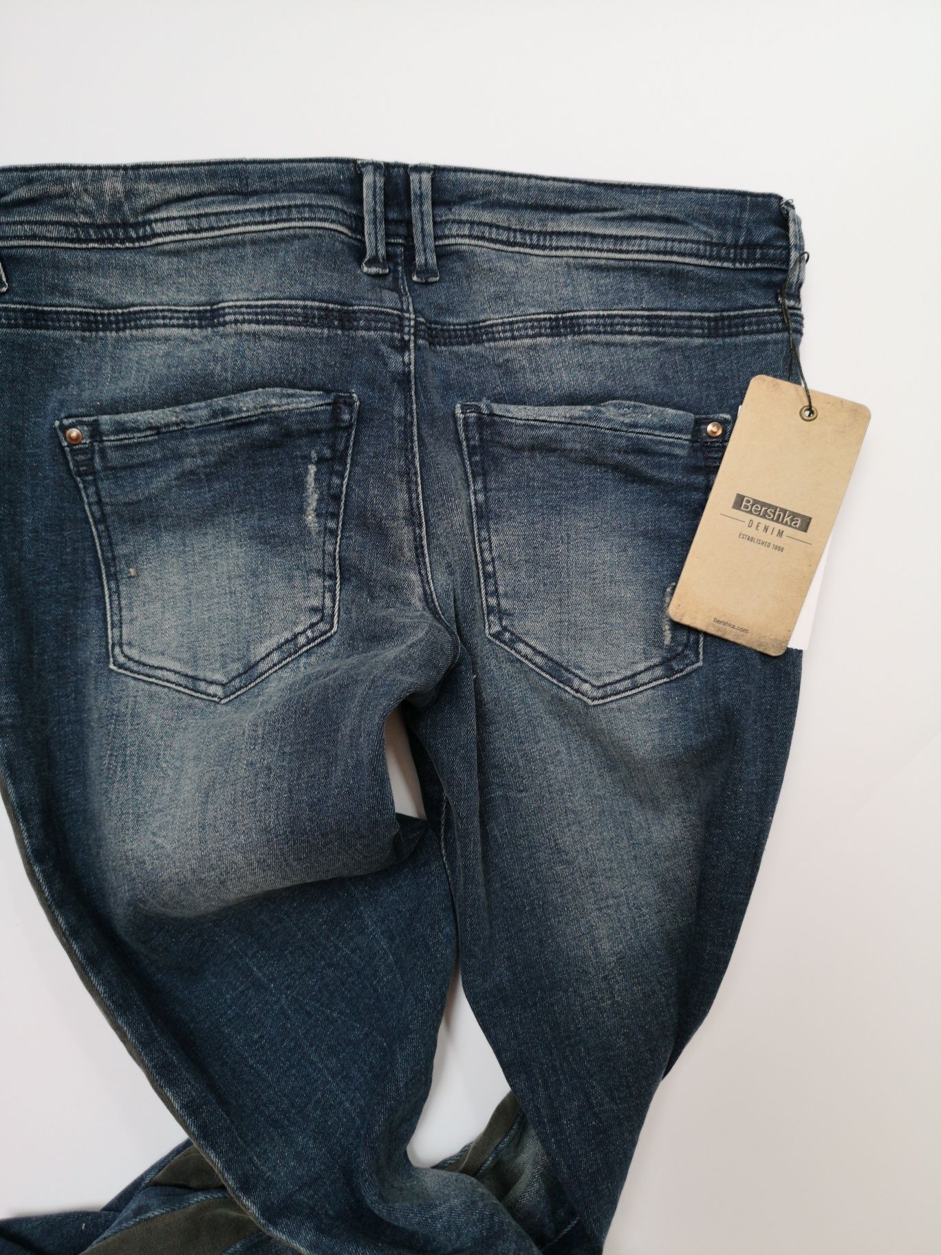 Spodnie jeans Bershka nowe 40 L