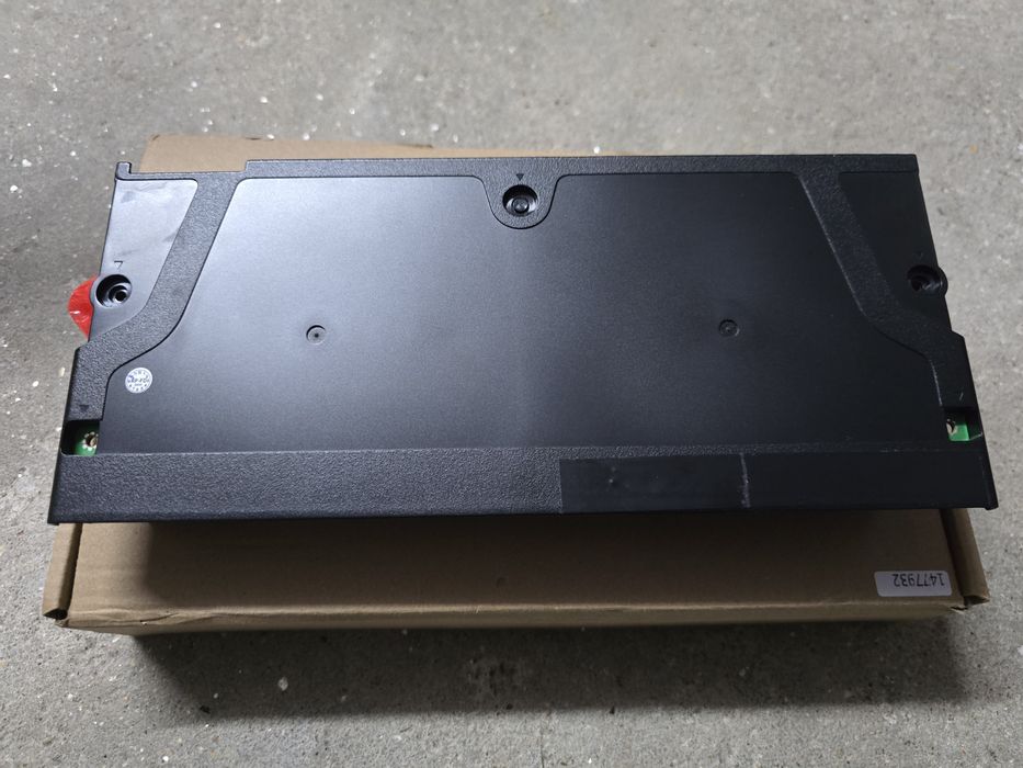 Fonte de Alimentação ADP-300CR / PS4 PRO - 4 Pinos