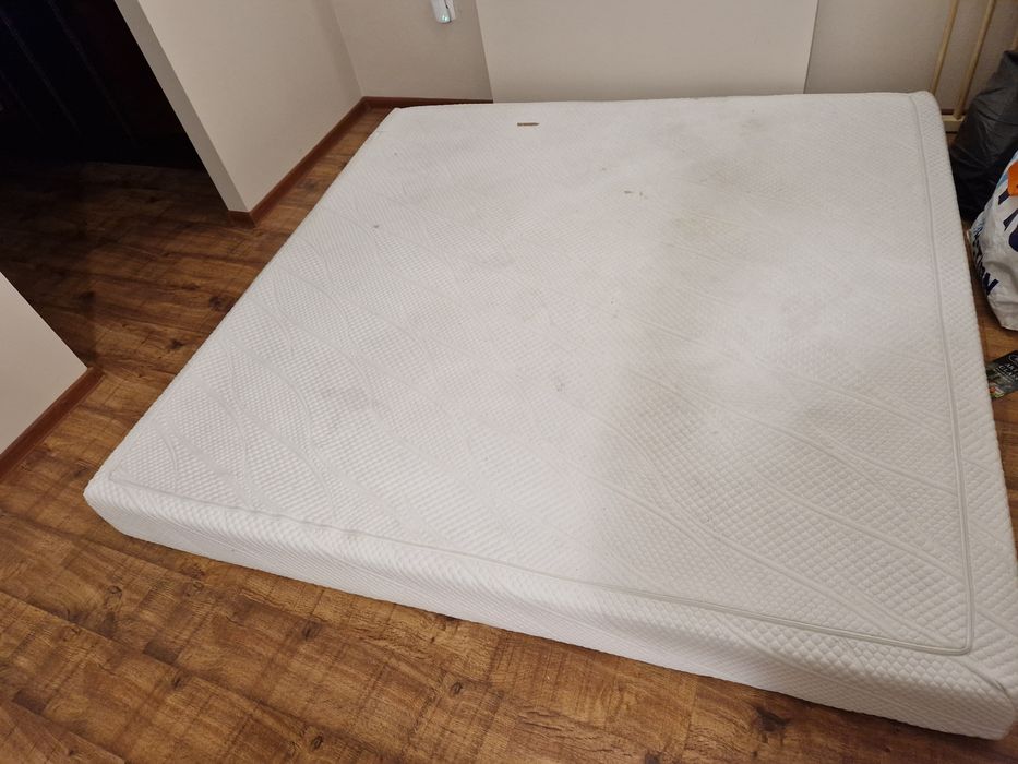 Materac sembella 200 x 200 cm