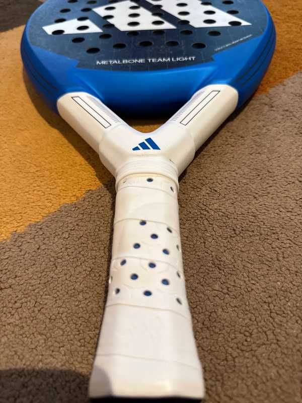 Raquete Padel Adidas Metalbone Team Light 3.3 2024 (ótimo estado)
