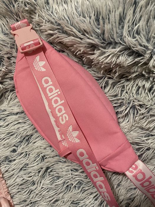 Nerka piękna różowa adidas