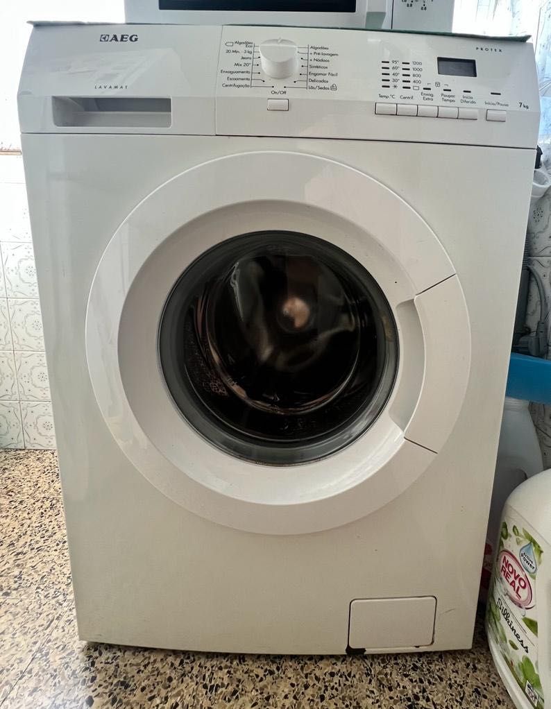 Máquina Lavar Roupa AEG L6227FL (lavamat protex)