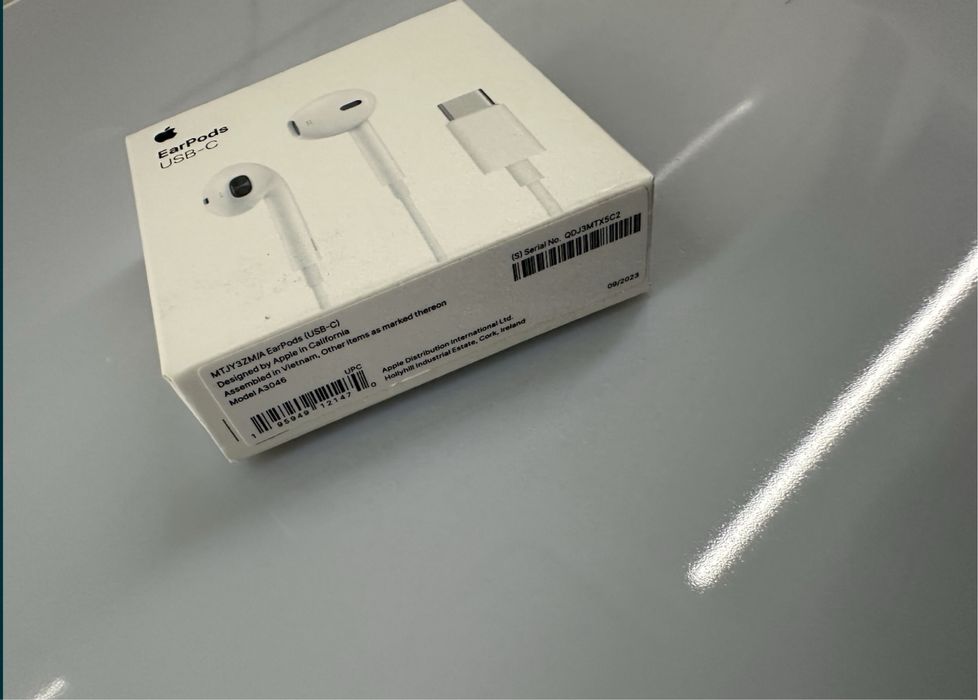 Наушники таипси earpods type-c проводные новые