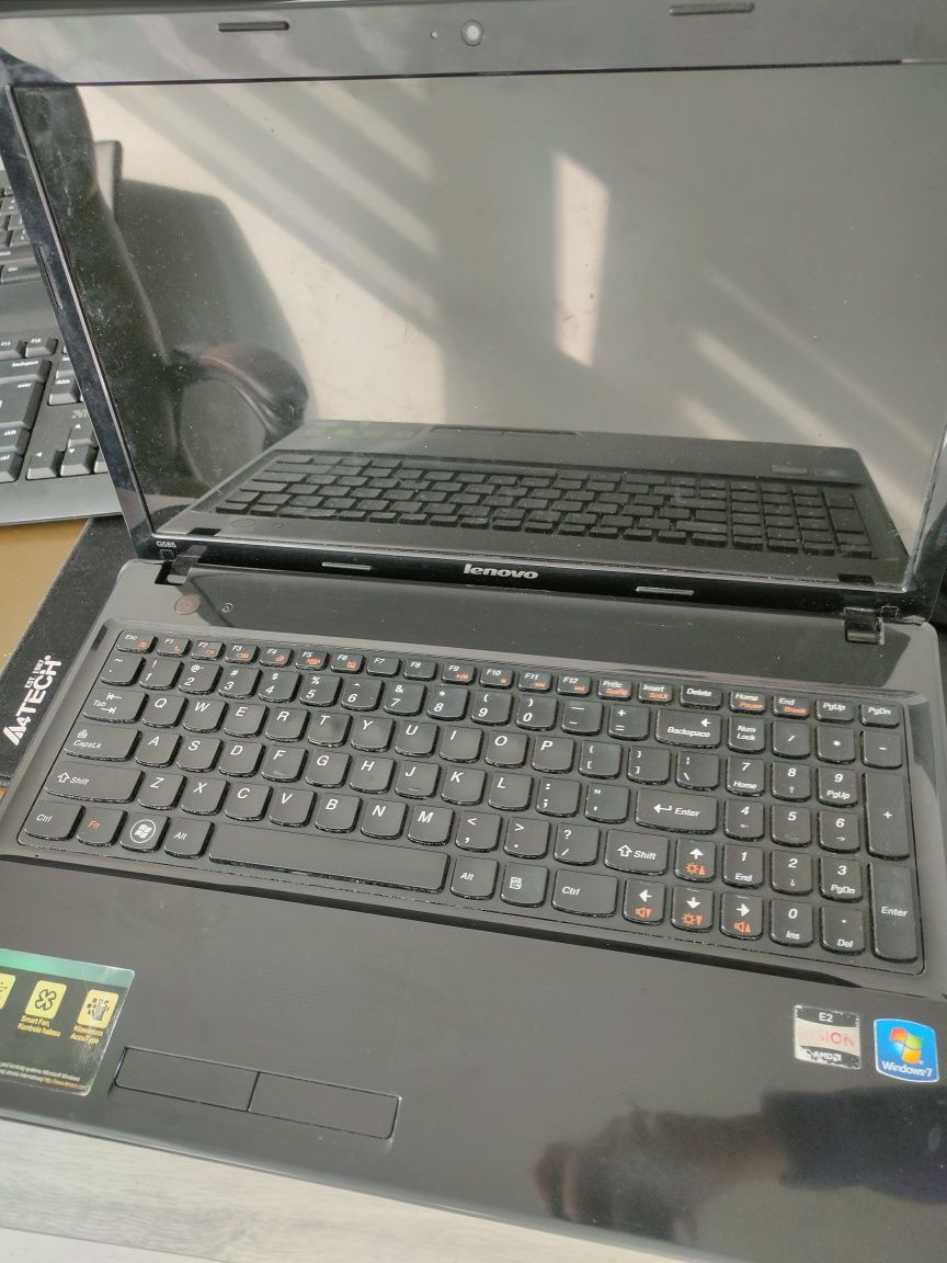 Laptop Lenovo G585