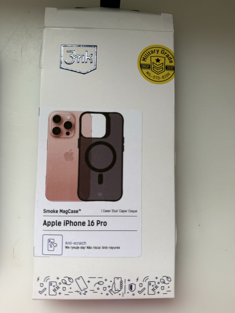 Iphone 16 pro case smoke magsafe czarny