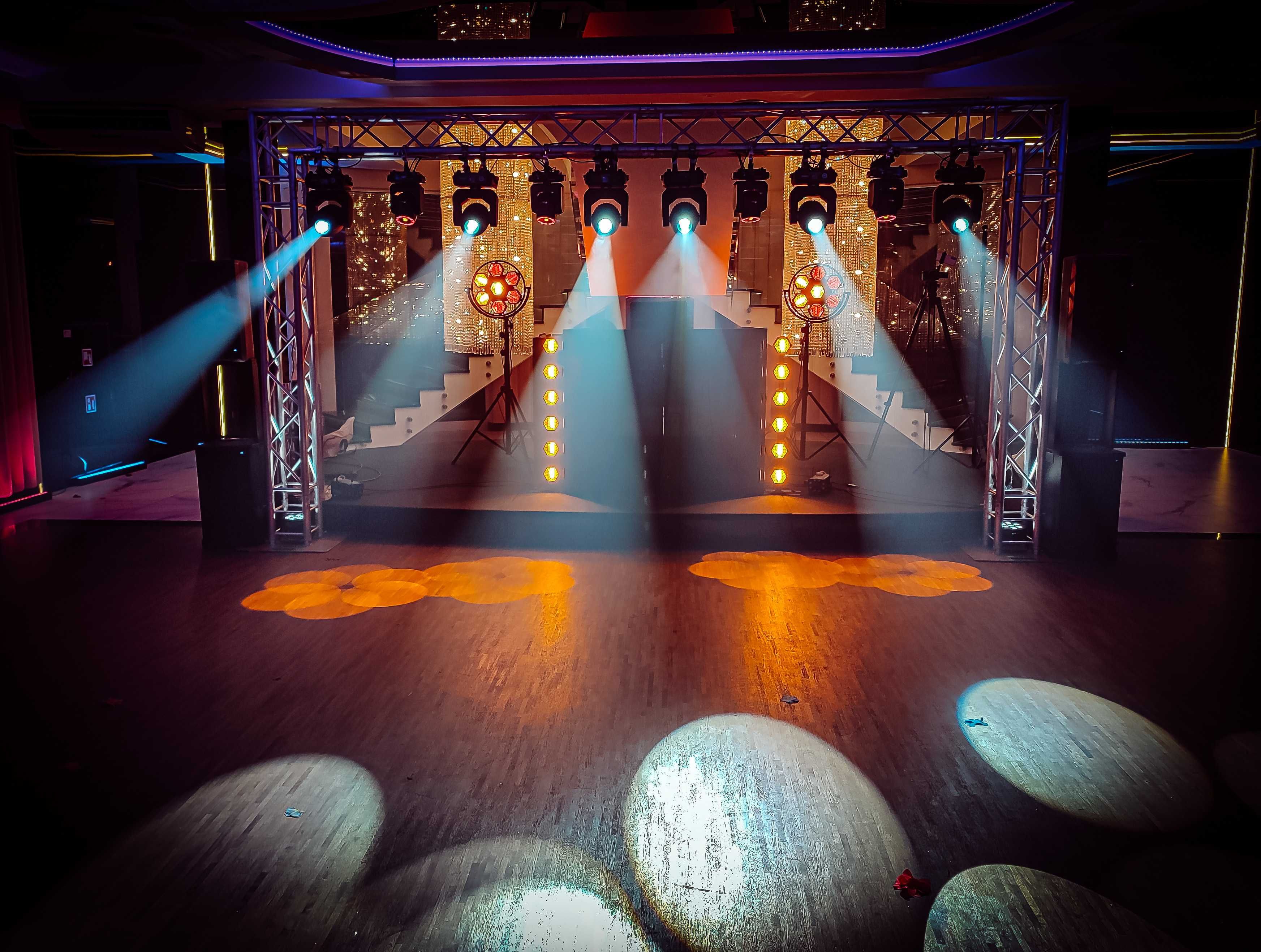 DJ Twenty One na wesela, studniówki, imprezy firmowe, urodziny