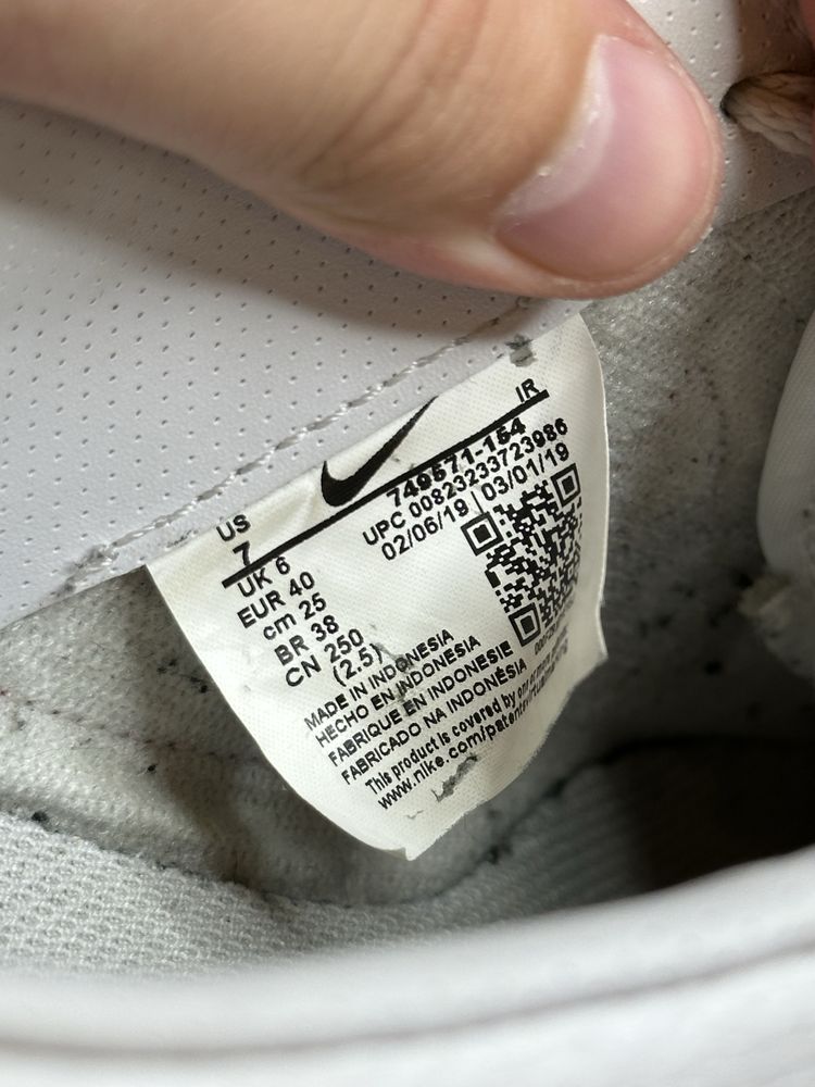 Оригінальні кросівки Nike Cortez Leather Розмір 40 (25 см по устльці)