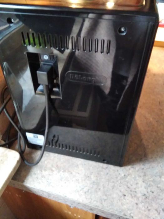 Sprzedam ekspres ciśnieniowy DeLonghi eletta cappuccino