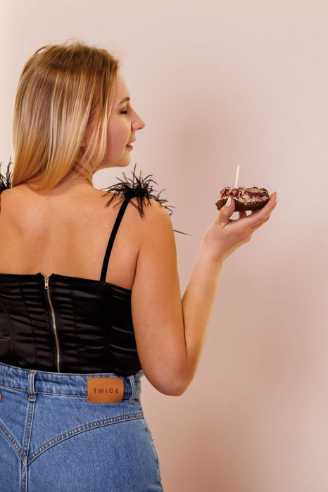 Жіночий корсет атласний