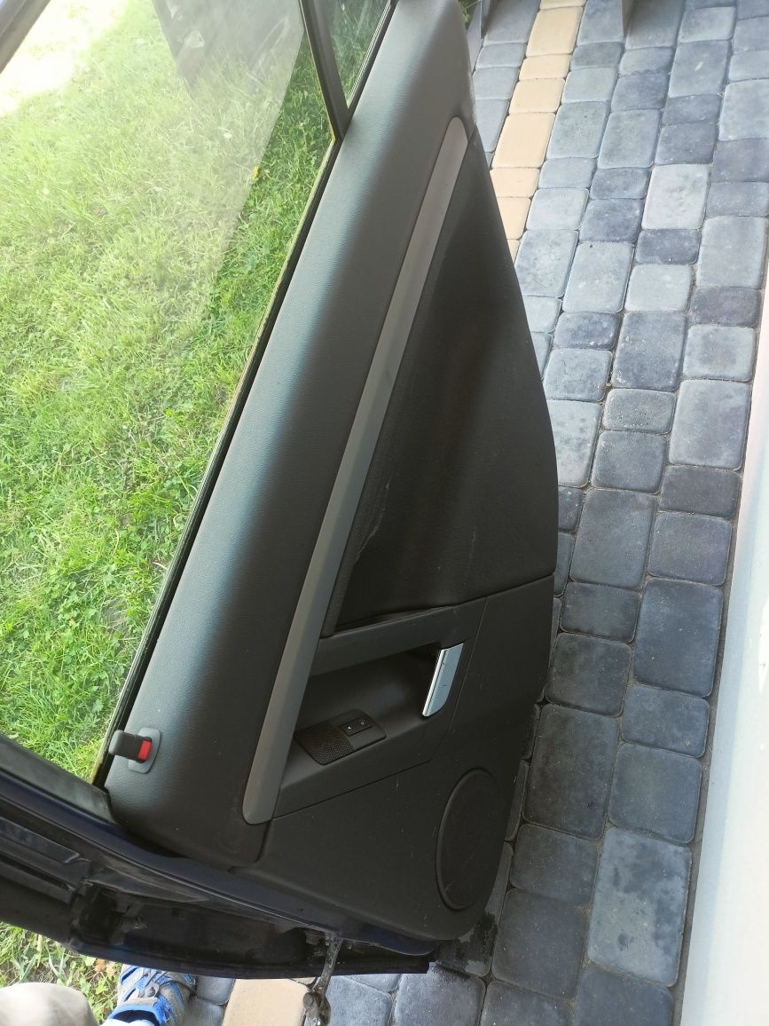 Opel Vectra C Z20Z kombi drzwi prawy tył prawe tylne